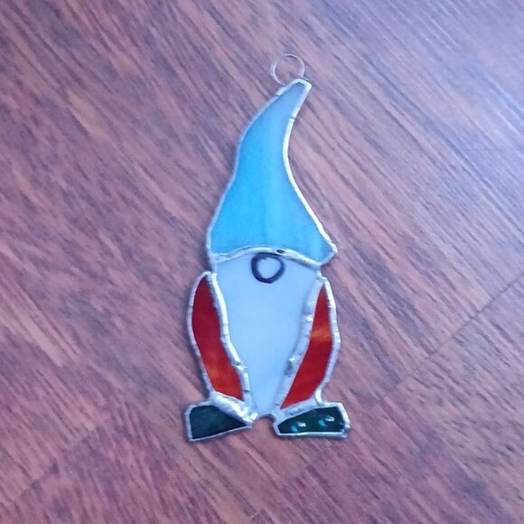 Stained glass gnome - Picture 3 of 5